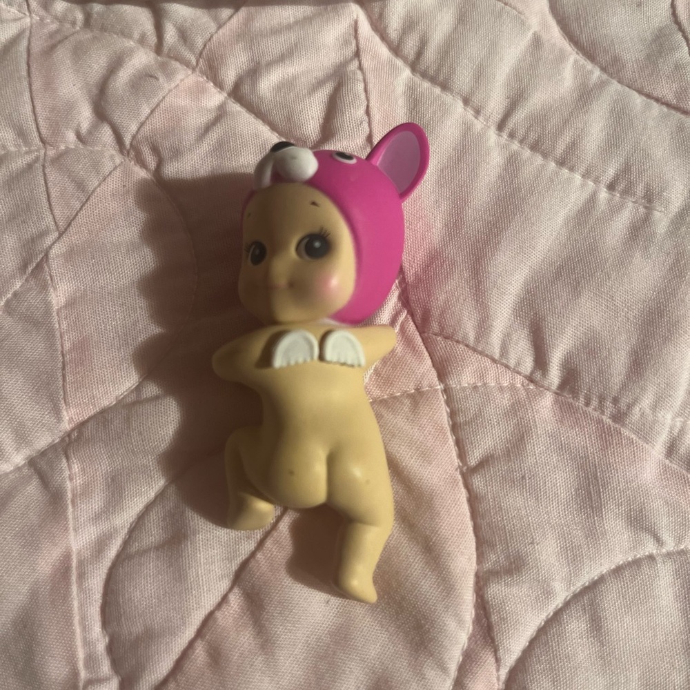 Bulldog Sonny angel hipper